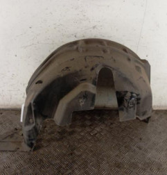 Pare boue arriere gauche PEUGEOT 208 2