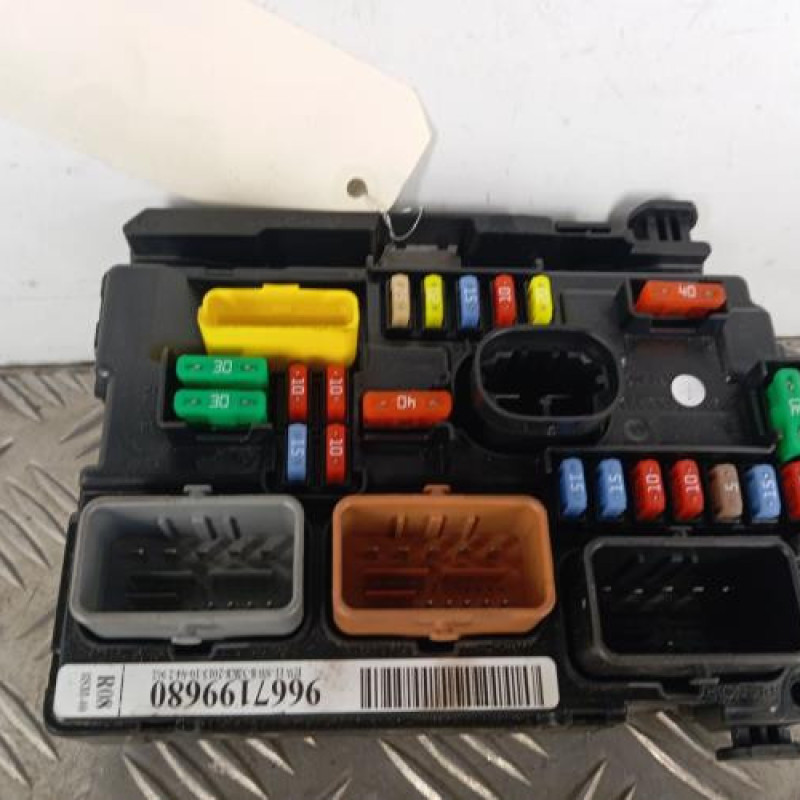 Boitier servitude moteur (BSM) CITROEN C3 2 Boitier servitude moteur (BSM) CITROEN C3 2