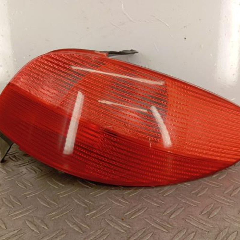 Feu arriere principal droit (feux) PEUGEOT 206