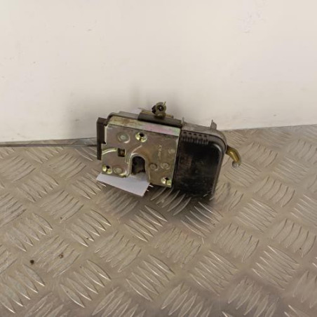 Serrure avant gauche PEUGEOT 807
