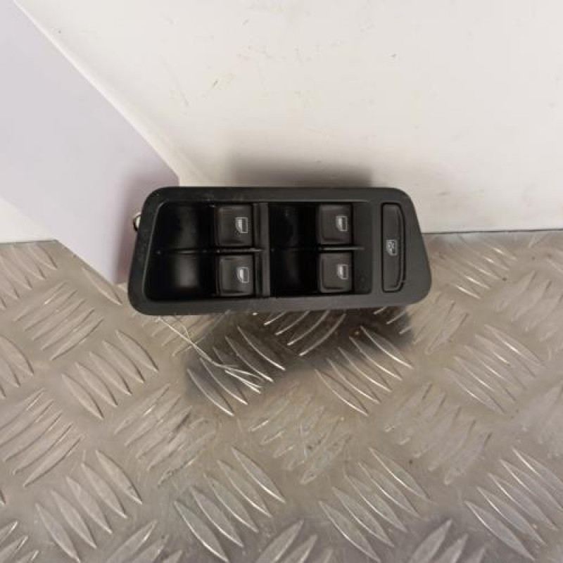 Interrupteur de leve vitre avant gauche VOLKSWAGEN GOLF 7