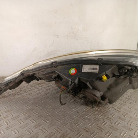 Optique avant principal gauche (feux)(phare) PEUGEOT 208 1