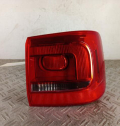 Feu arriere principal droit (feux) VOLKSWAGEN TOURAN 2 Photo n°1