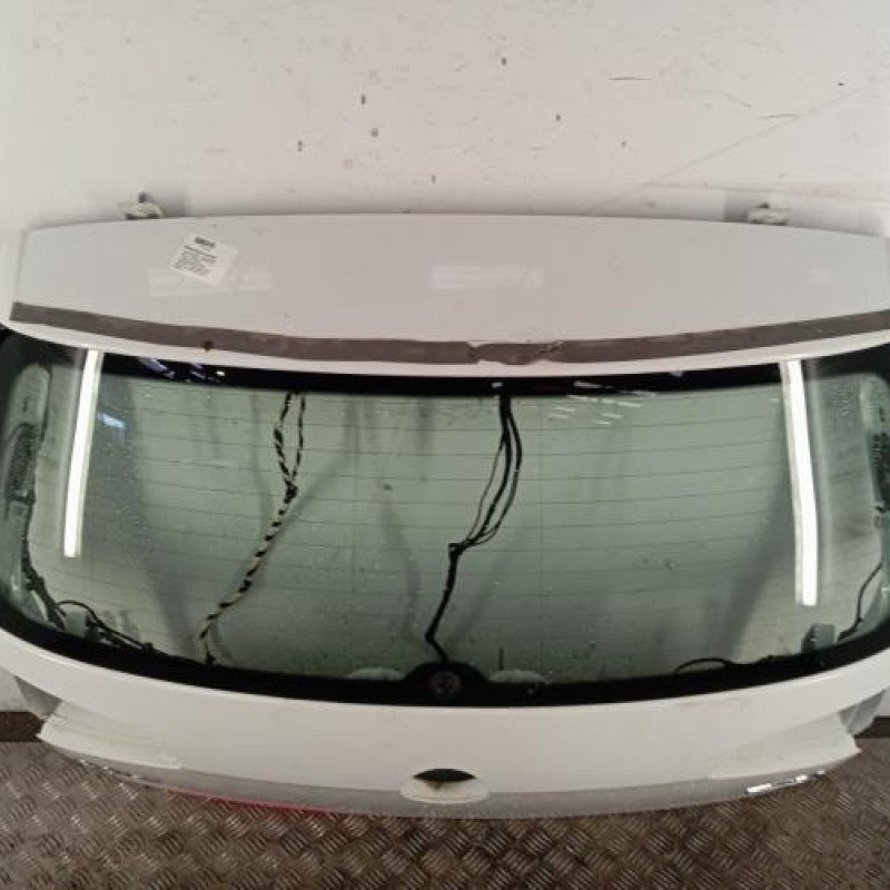 Malle/Hayon arriere VOLKSWAGEN GOLF 7