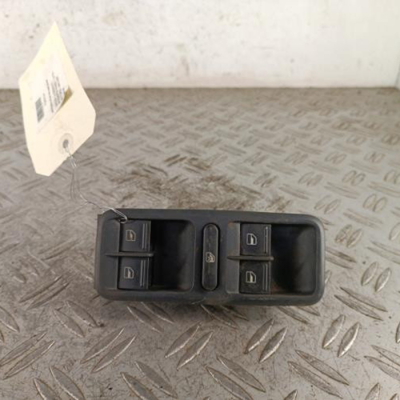 Interrupteur de leve vitre avant gauche SKODA ROOMSTER