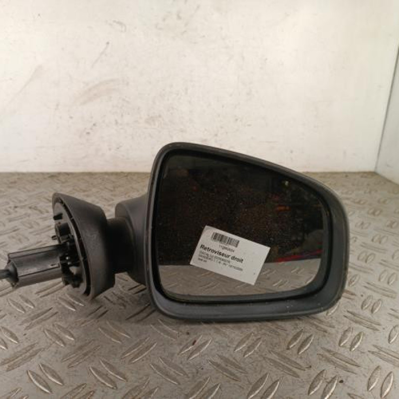 Retroviseur droit DACIA SANDERO 1 Retroviseur droit DACIA SANDERO 1
