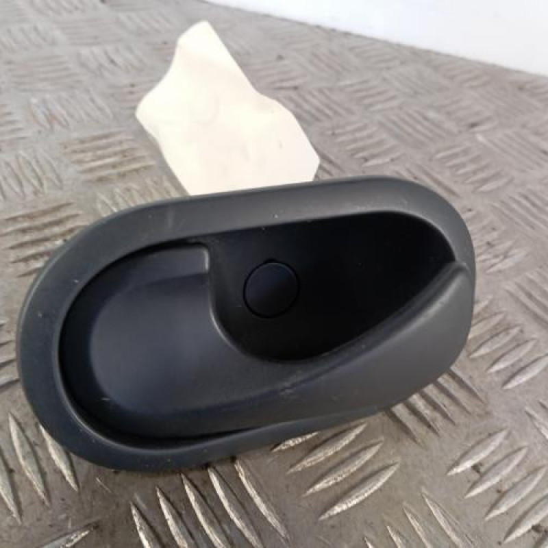 Poignee porte avant gauche RENAULT TWINGO 2