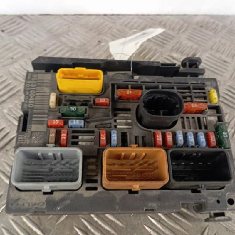 Boitier servitude moteur (BSM) PEUGEOT 308 1 Boitier servitude moteur (BSM) PEUGEOT 308 1