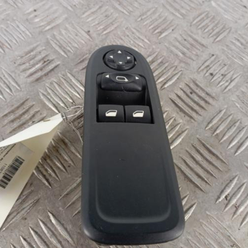 Interrupteur de leve vitre avant gauche CITROEN C3 2