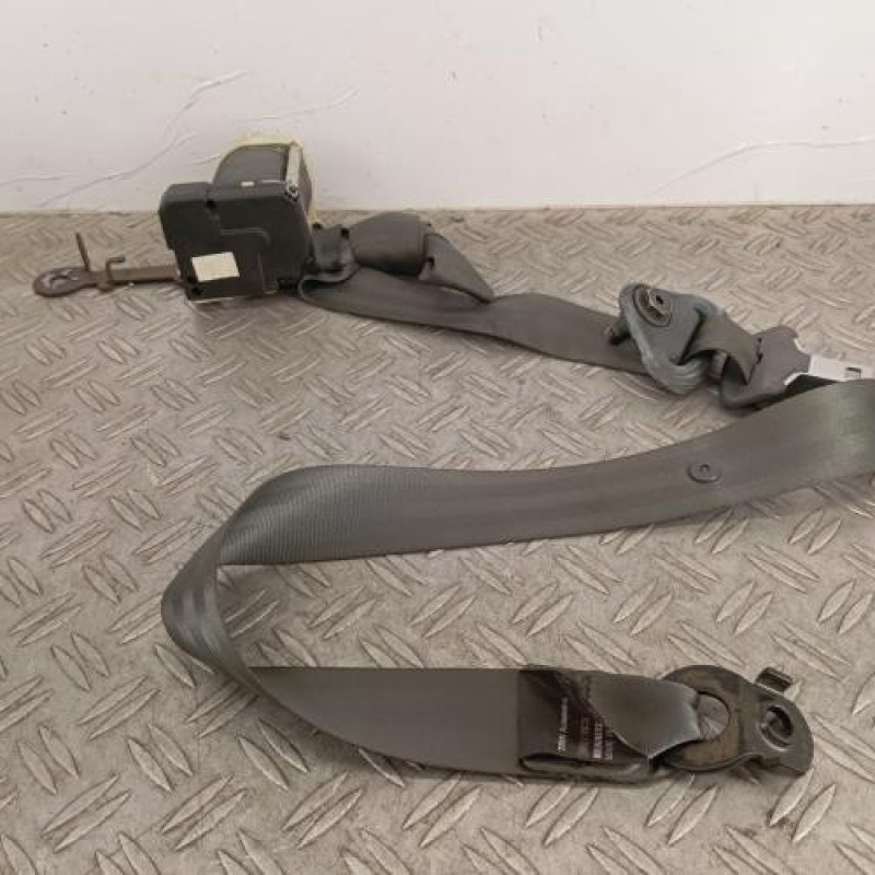 Ceinture avant droit RENAULT CLIO 2 CAMPUS Ceinture avant droit RENAULT CLIO 2 CAMPUS