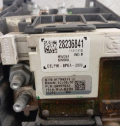 Porte fusible PEUGEOT 5008 1