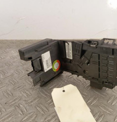 Porte fusible PEUGEOT 5008 1 Photo n°3