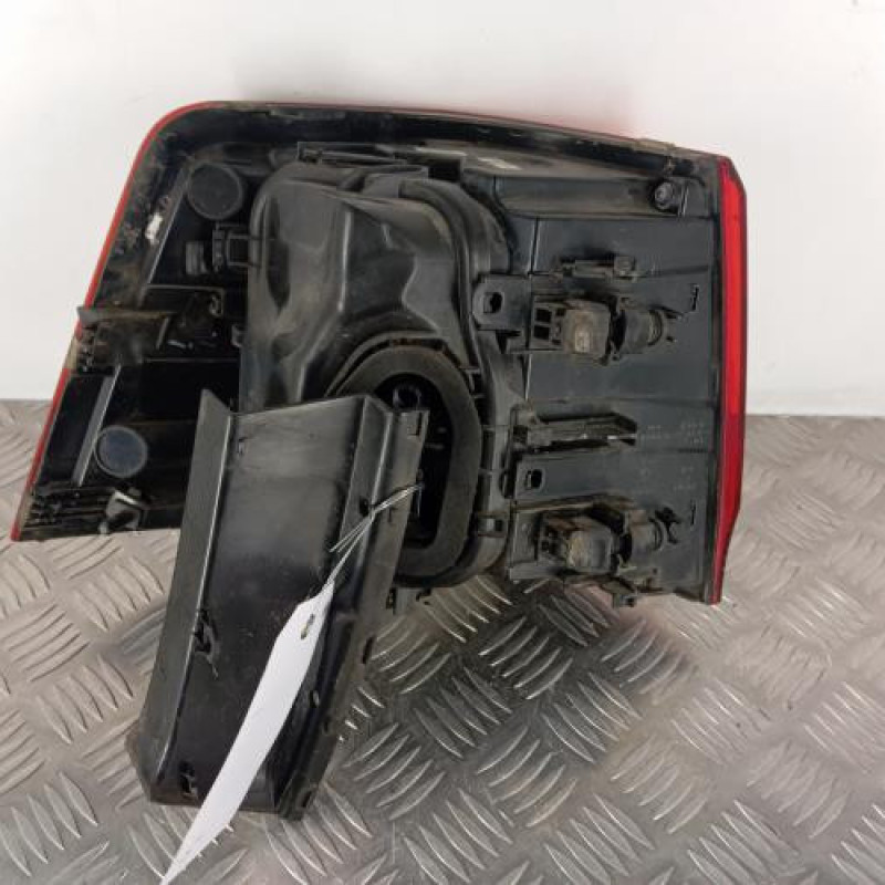 Feu arriere principal droit (feux) VOLKSWAGEN SHARAN 2 Feu arriere principal droit (feux) VOLKSWAGEN SHARAN 2