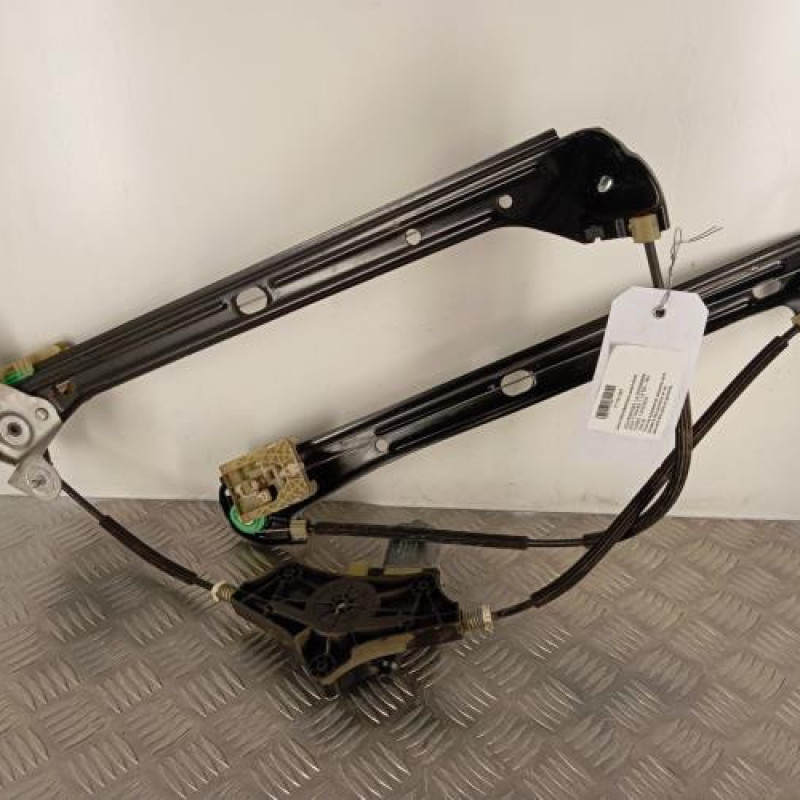 Leve vitre electrique avant droit VOLKSWAGEN GOLF 7