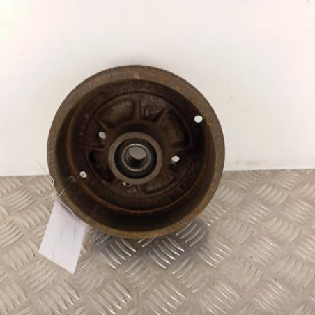 Tambour arriere droit RENAULT CLIO 2