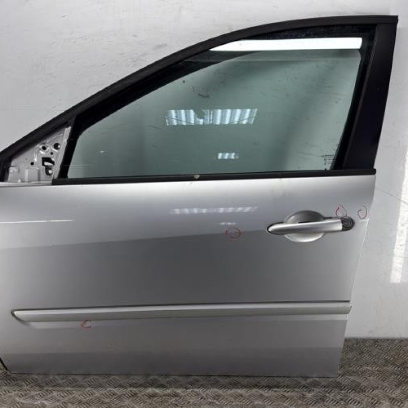 Porte avant gauche RENAULT LAGUNA 3