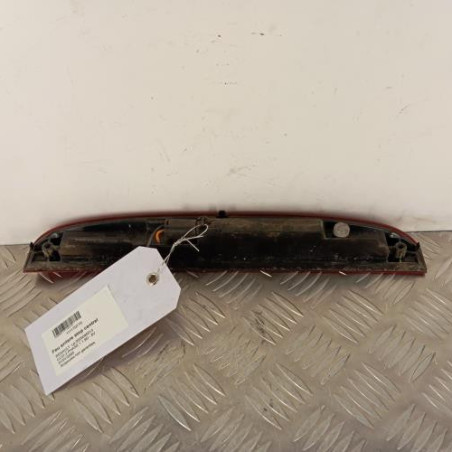 Feu arriere stop central RENAULT CLIO 2