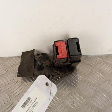 Attache ceinture arriere gauche RENAULT CLIO 2 Photo n°1