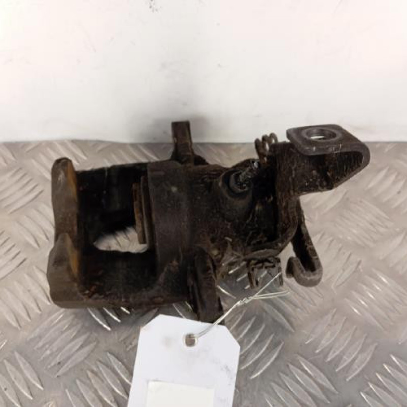 Etrier arriere gauche (freinage) RENAULT MASTER 2