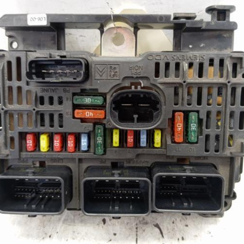 Boitier servitude moteur (BSM) CITROEN C4 1 Boitier servitude moteur (BSM) CITROEN C4 1