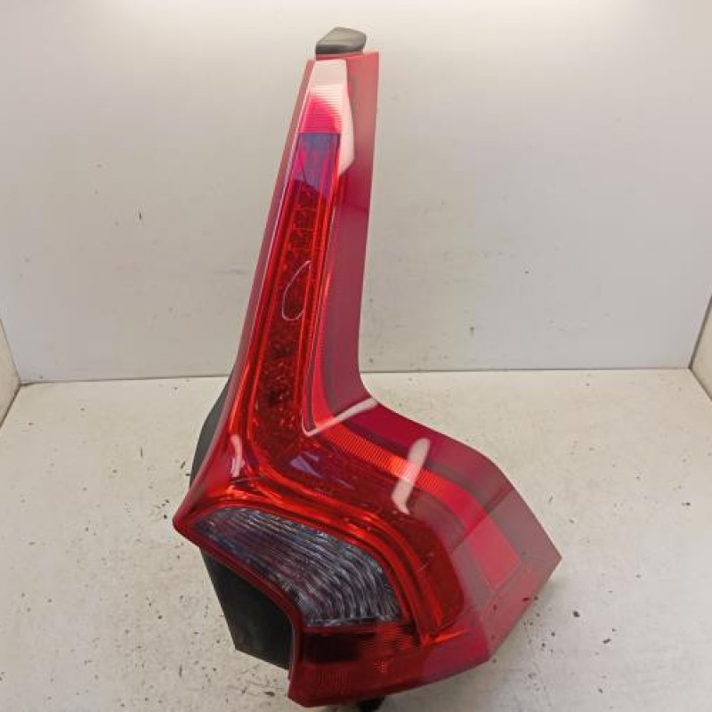 Feu arriere principal droit (feux) VOLVO V 60 2