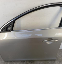 Porte avant gauche VOLVO V 60 2 Photo n°1