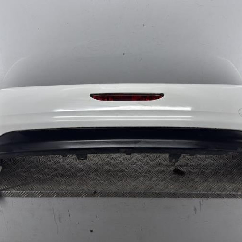 Pare choc arriere PEUGEOT 208 1