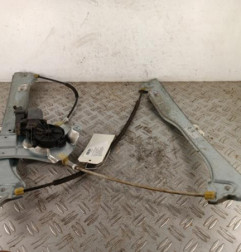 Leve vitre electrique avant gauche RENAULT CLIO 3 Photo n°1