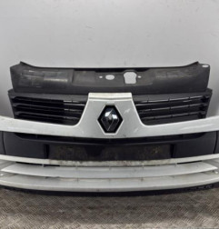 Pare choc avant RENAULT CLIO 2 Photo n°1
