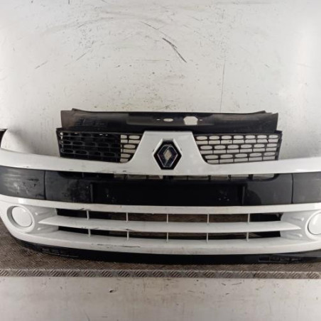 Pare choc avant RENAULT CLIO 2 Photo n°1