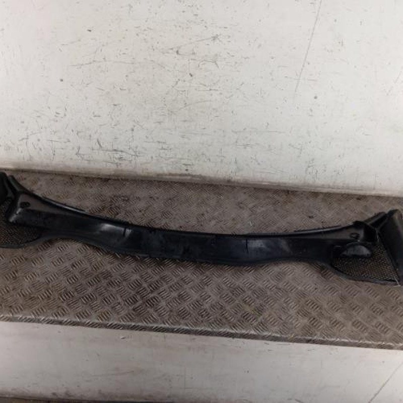 Baie de pare brise AUDI A1 1