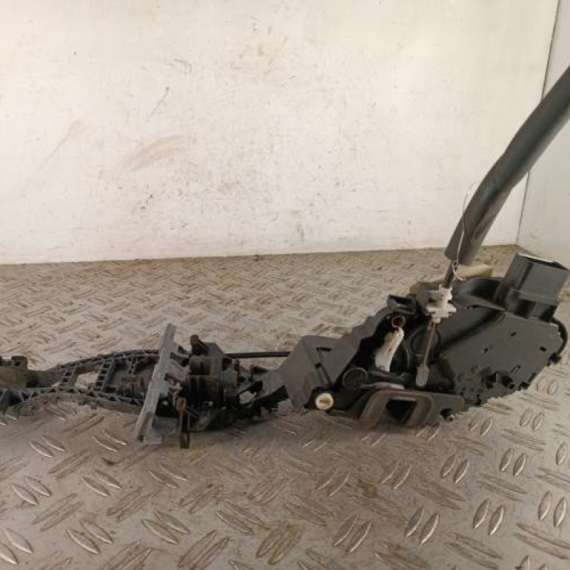 Serrure arriere gauche LAND ROVER RANGE ROVER 1 EVOQUE