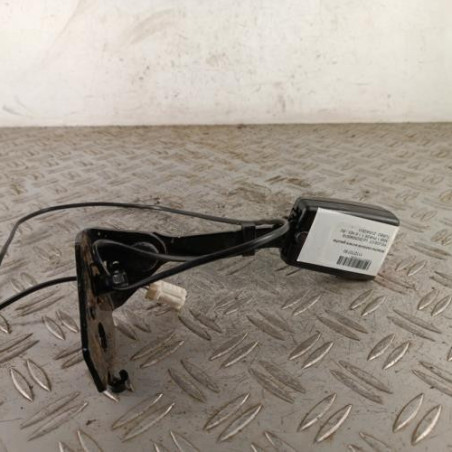 Attache ceinture arriere gauche PEUGEOT 3008 1 Photo n°1