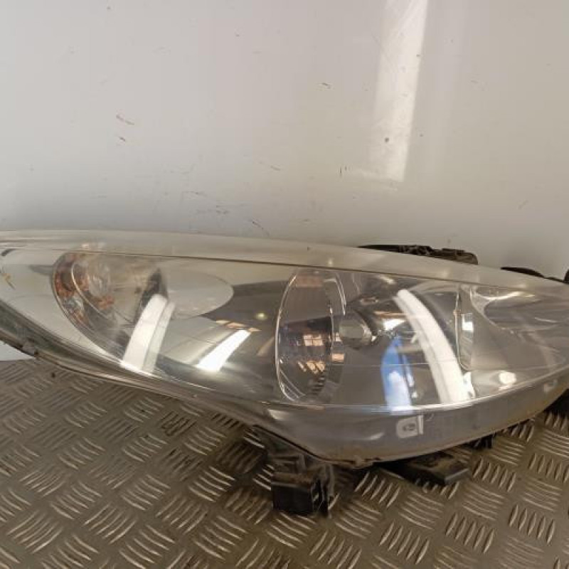 Optique avant principal droit (feux)(phare) PEUGEOT 207