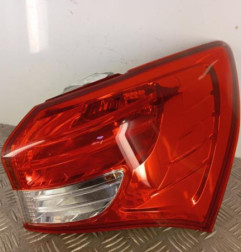 Feu arriere principal droit (feux) HYUNDAI IX 20 Photo n°1
