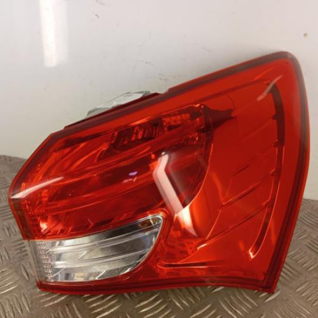 Feu arriere principal droit (feux) HYUNDAI IX 20 Photo n°1