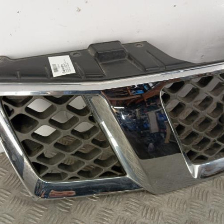 Calandre NISSAN NAVARA 1