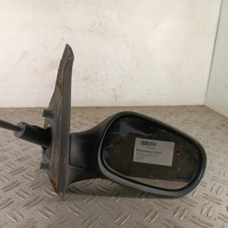 Retroviseur droit RENAULT CLIO 2 Retroviseur droit RENAULT CLIO 2