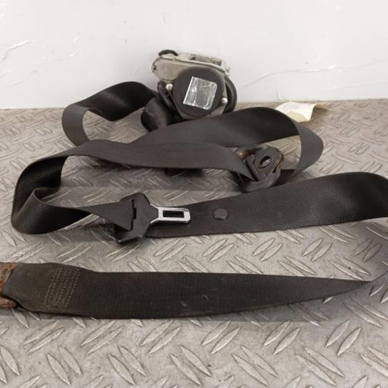 Ceinture avant droit MERCEDES VITO 639