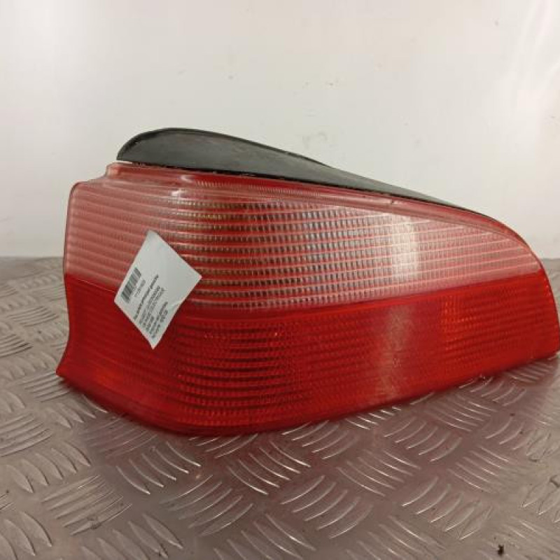 Feu arriere principal gauche (feux) PEUGEOT 106