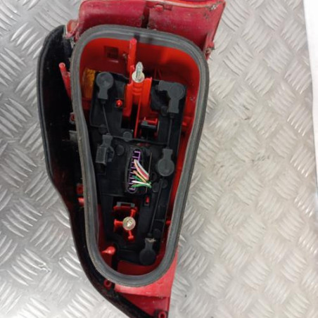 Feu arriere principal gauche (feux) PEUGEOT 106