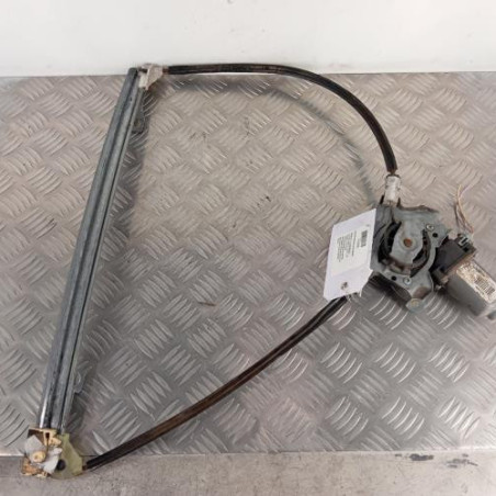 Leve vitre electrique avant gauche RENAULT CLIO 2 Photo n°1