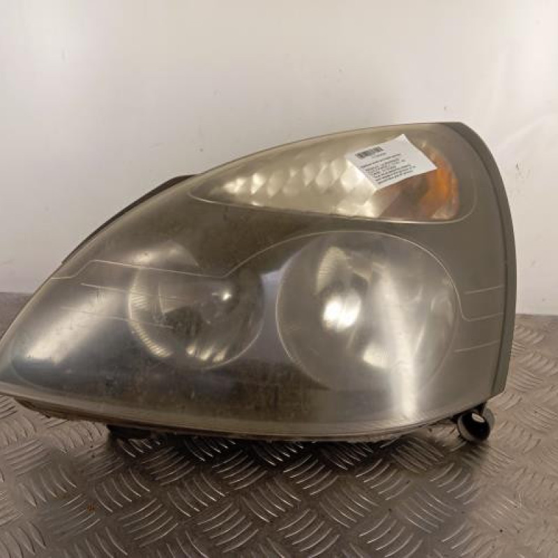 Optique avant principal gauche (feux)(phare) RENAULT CLIO 2