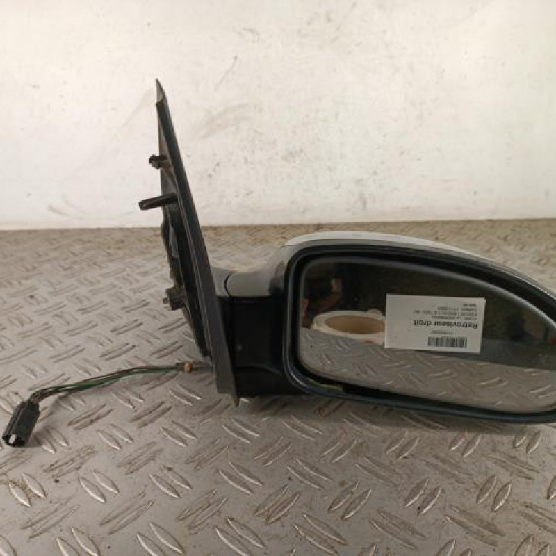 Retroviseur droit FORD FOCUS 1