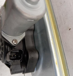 Leve vitre electrique arriere droit NISSAN PULSAR Photo n°3
