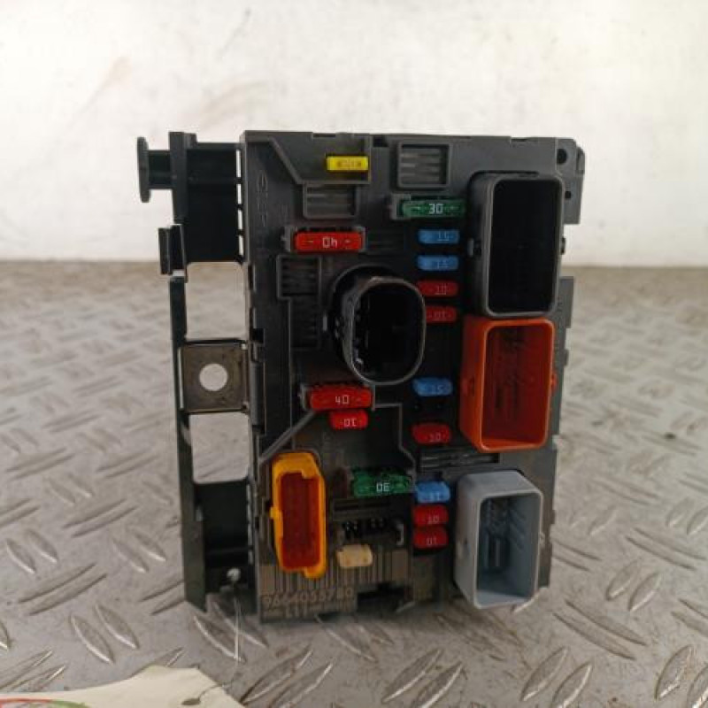 Boitier servitude moteur (BSM) PEUGEOT 207