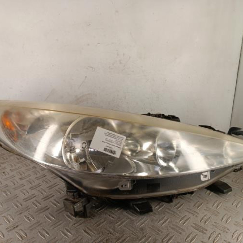 Optique avant principal droit (feux)(phare) PEUGEOT 207