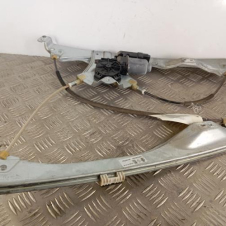 Leve vitre electrique avant gauche RENAULT CLIO 3 Photo n°1