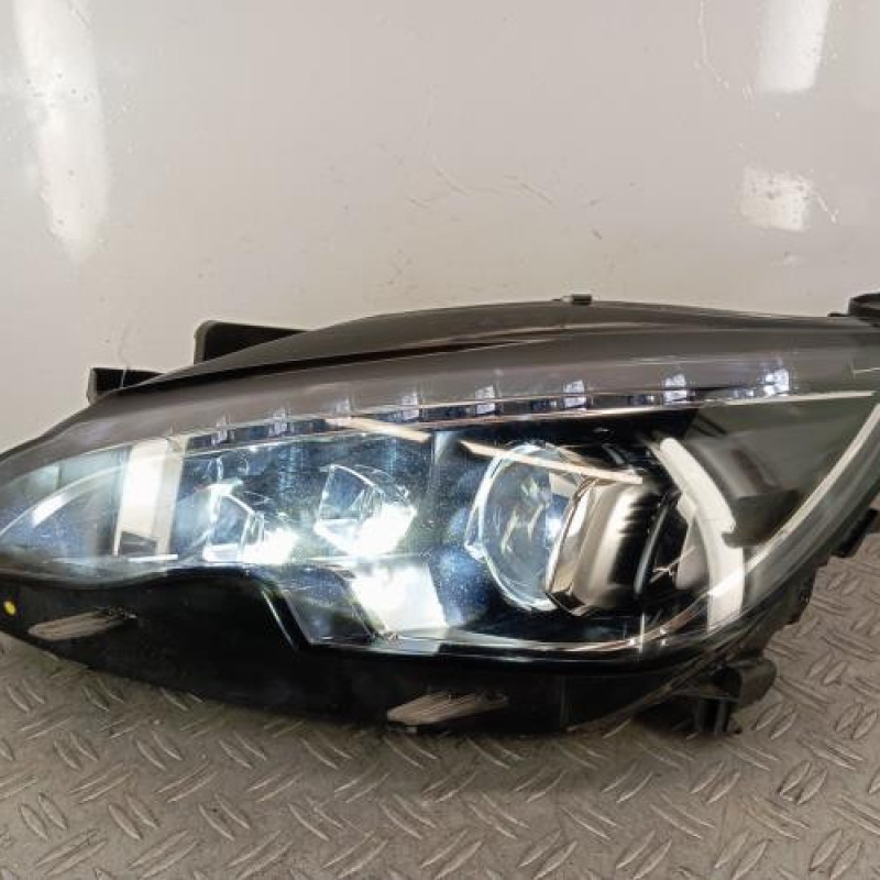 Optique avant principal gauche (feux)(phare) PEUGEOT 308 2