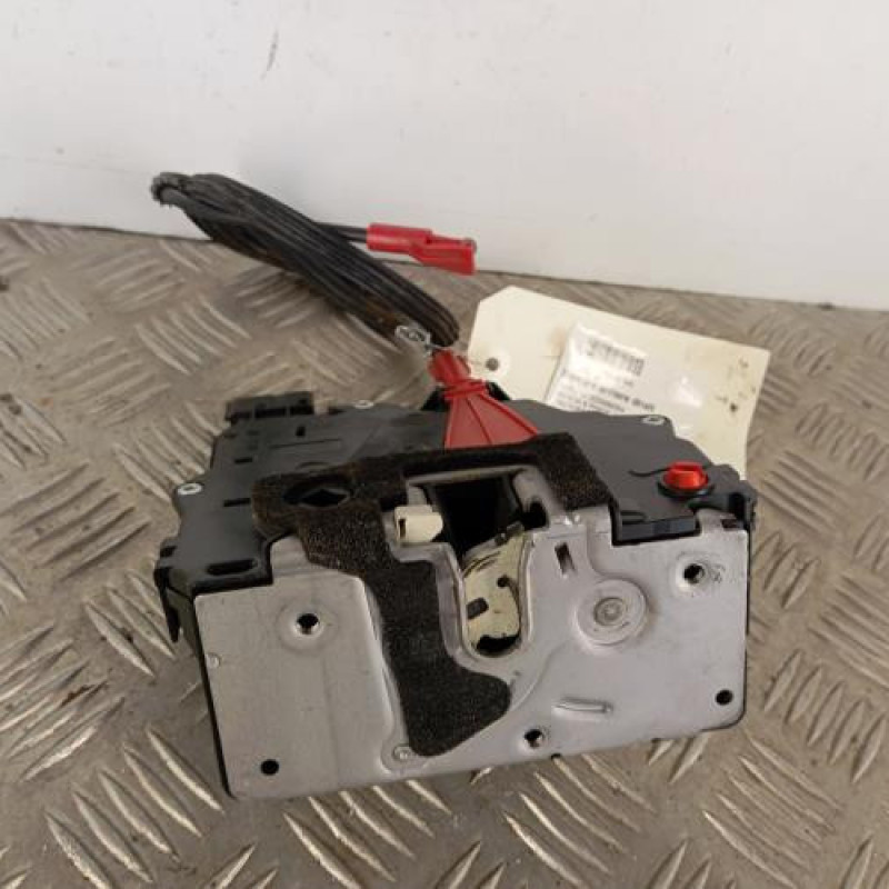 Serrure arriere droit OPEL MERIVA B Serrure arriere droit OPEL MERIVA B